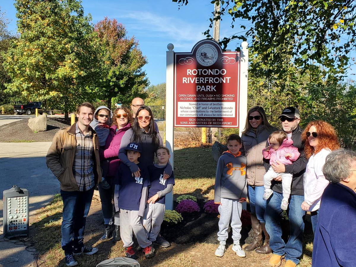 photo of rotondo park sign