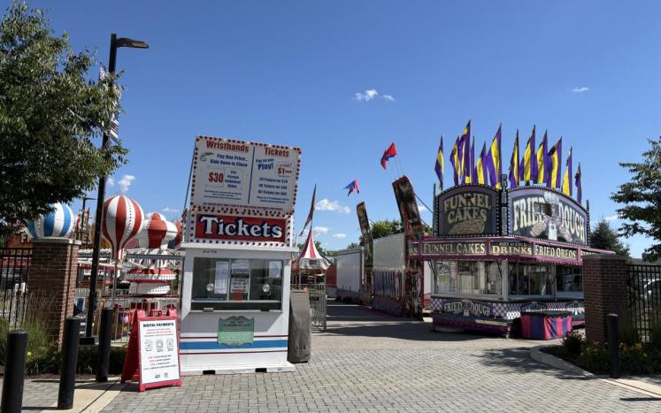 carnival midway